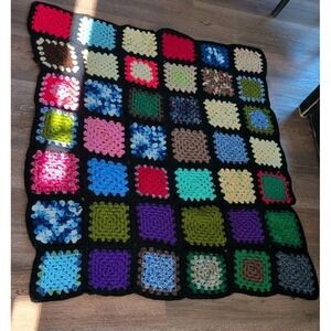vintage granny square crochet AFGHAN throw blanket decor boho chic 44" x 48"
